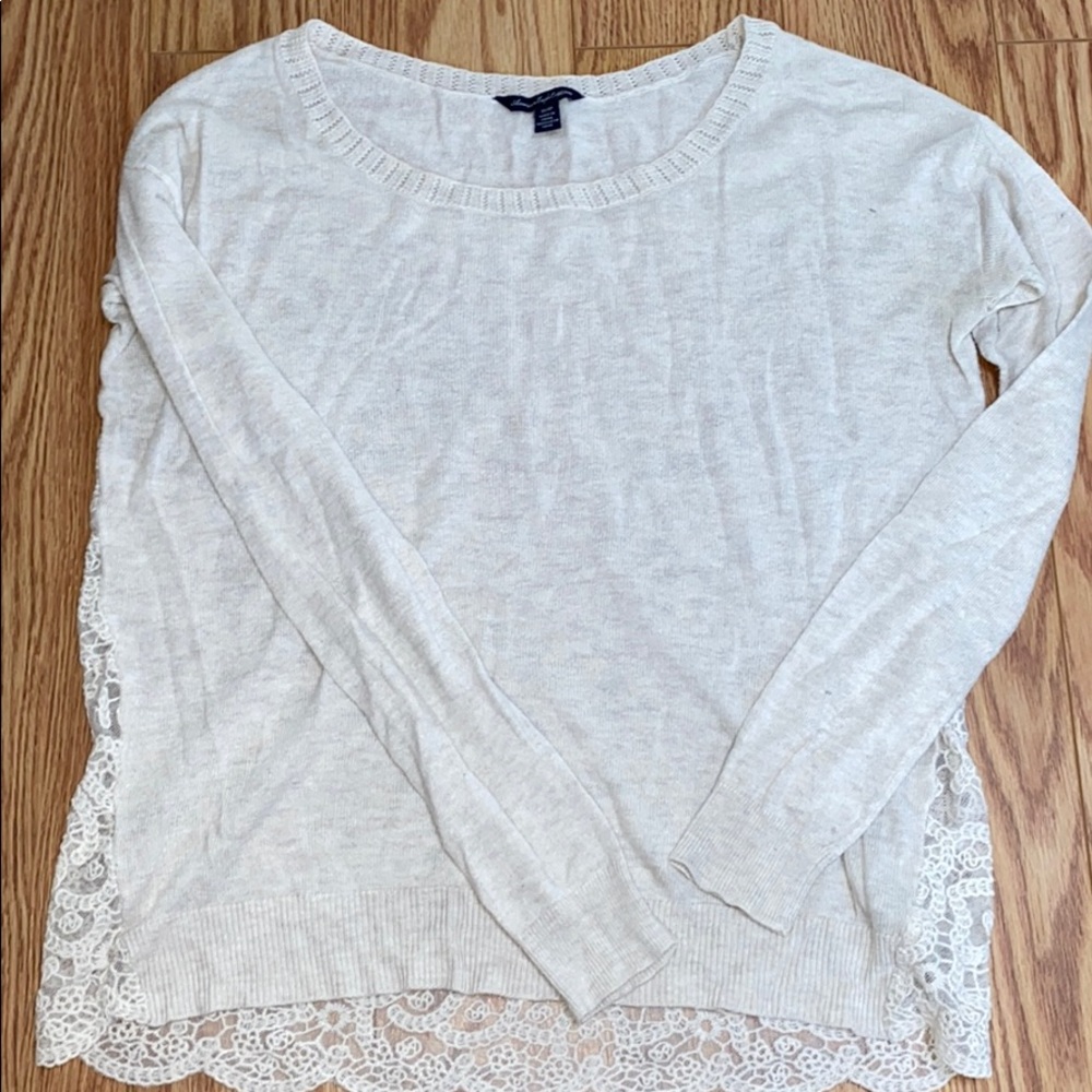 American Eagle lightweight Sweater